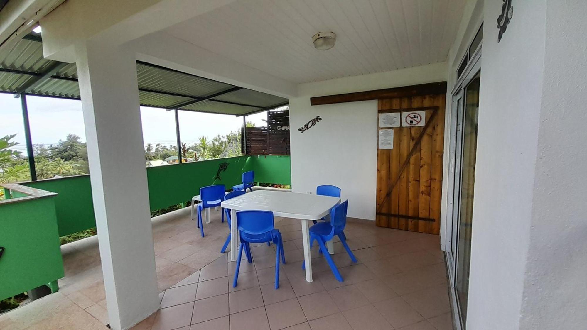 Fare Arana Hotel Atiha Exterior foto