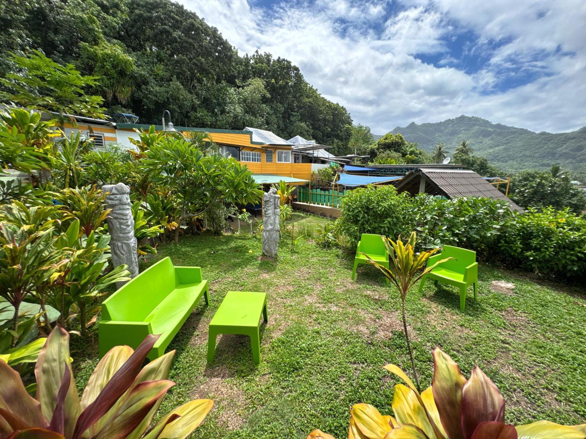 Fare Arana Hotel Atiha Exterior foto